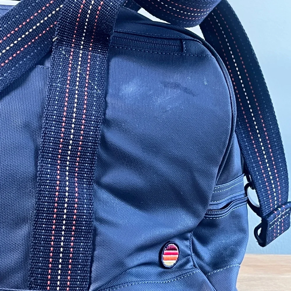 Marine Layer Weekender Bag in Navy